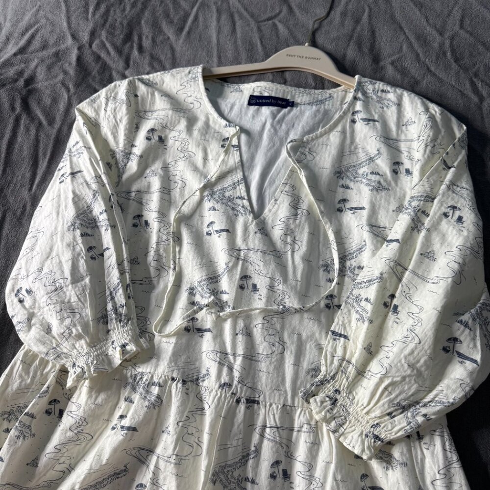 Blue and White Tiered Cotton Dress with Beach Print - size XL